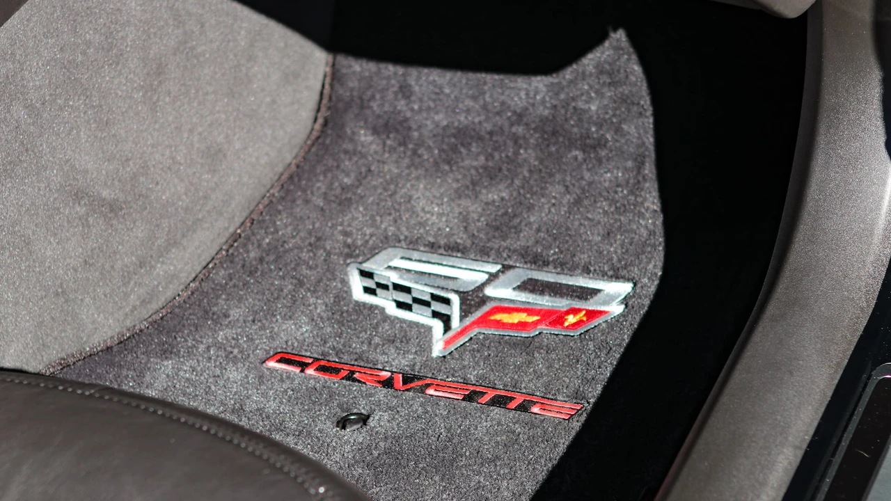 2013 Chevrolet Corvette C6 - Image 22 of 31