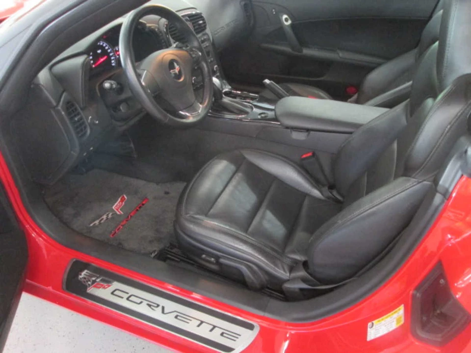 2013 Chevrolet Corvette C6 - Image 8 of 10