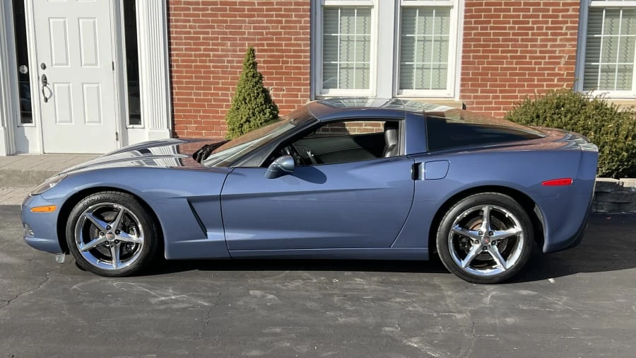 2013 Chevrolet Corvette C6 - Image 2 of 9