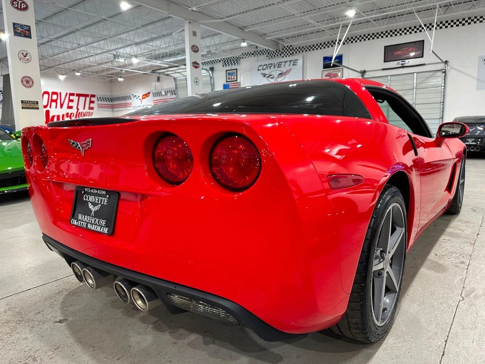 2013 Chevrolet Corvette - Image 6 of 11
