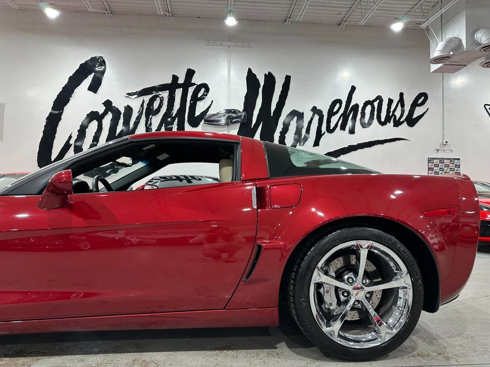 2013 Chevrolet Corvette C6 - Image 8 of 21