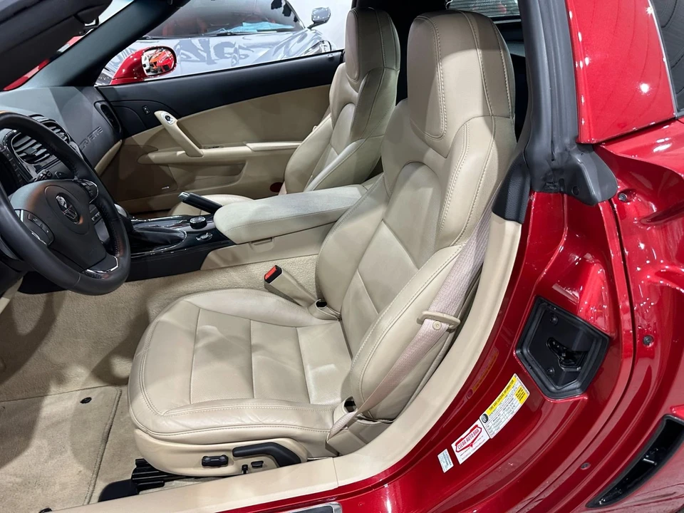 2013 Chevrolet Corvette C6 - Image 14 of 21