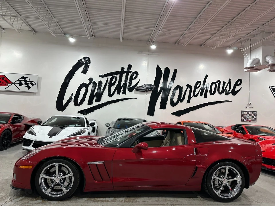 2013 Chevrolet Corvette C6 - Image 2 of 11