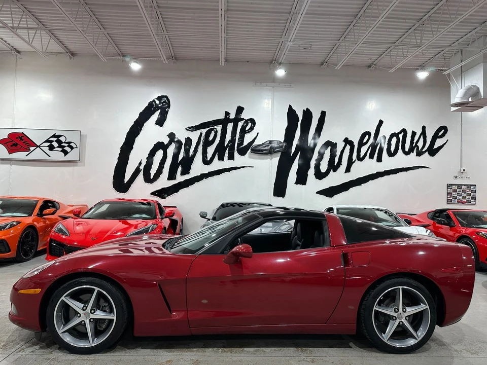 2013 Chevrolet Corvette C6 - Image 2 of 11