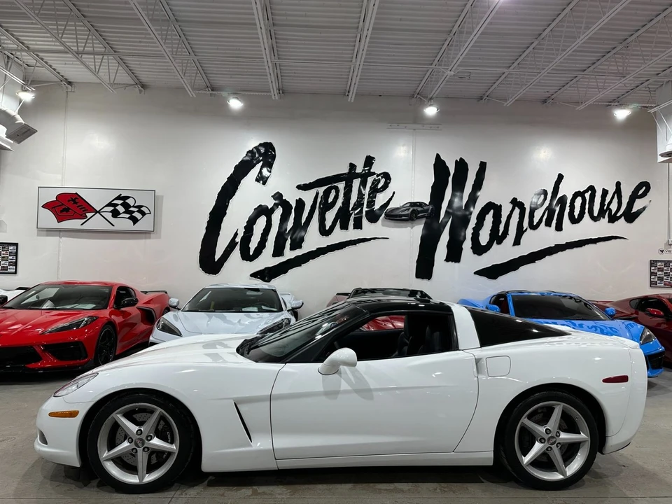 2013 Chevrolet Corvette C6 - Image 2 of 11