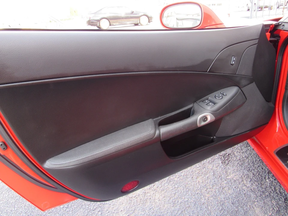 2013 Chevrolet Corvette C6 - Image 2 of 21