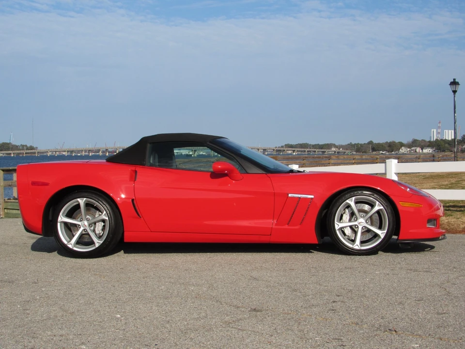 2013 Chevrolet Corvette C6 - Image 18 of 21