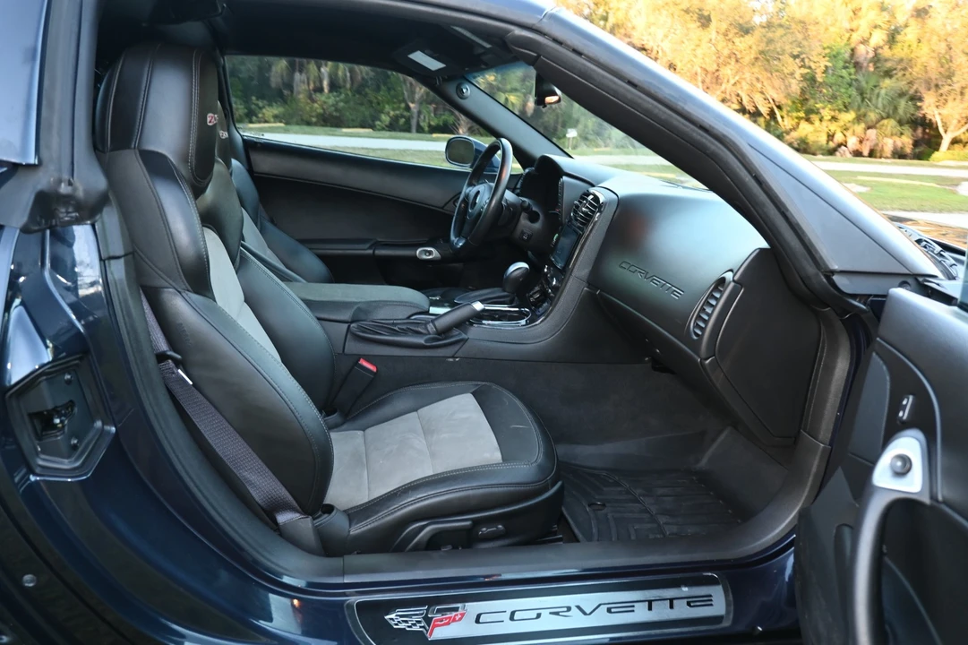 2013 Chevrolet Corvette C6 - Image 16 of 21