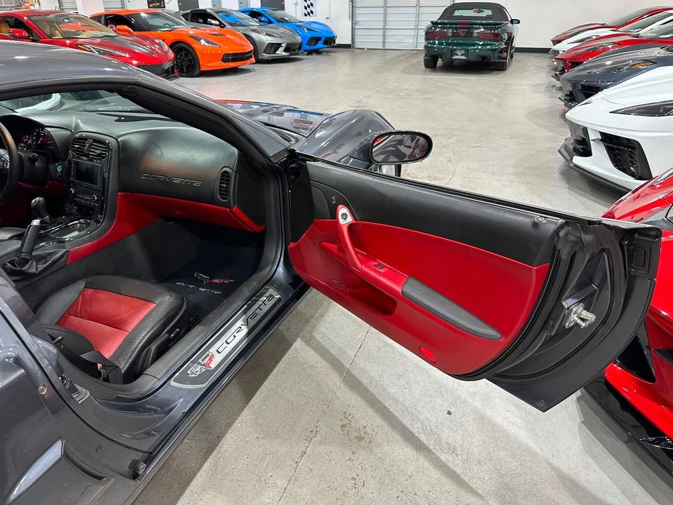 2013 Chevrolet Corvette C6 Grand Sport - Image 17 of 21