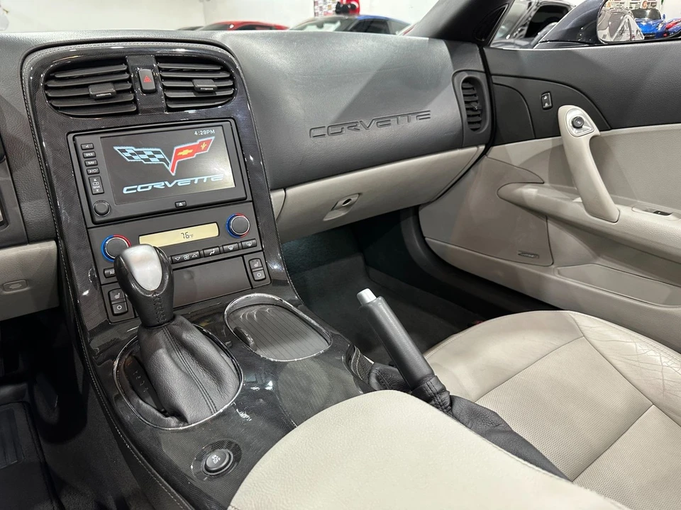 2013 Chevrolet Corvette C6 - Image 17 of 21