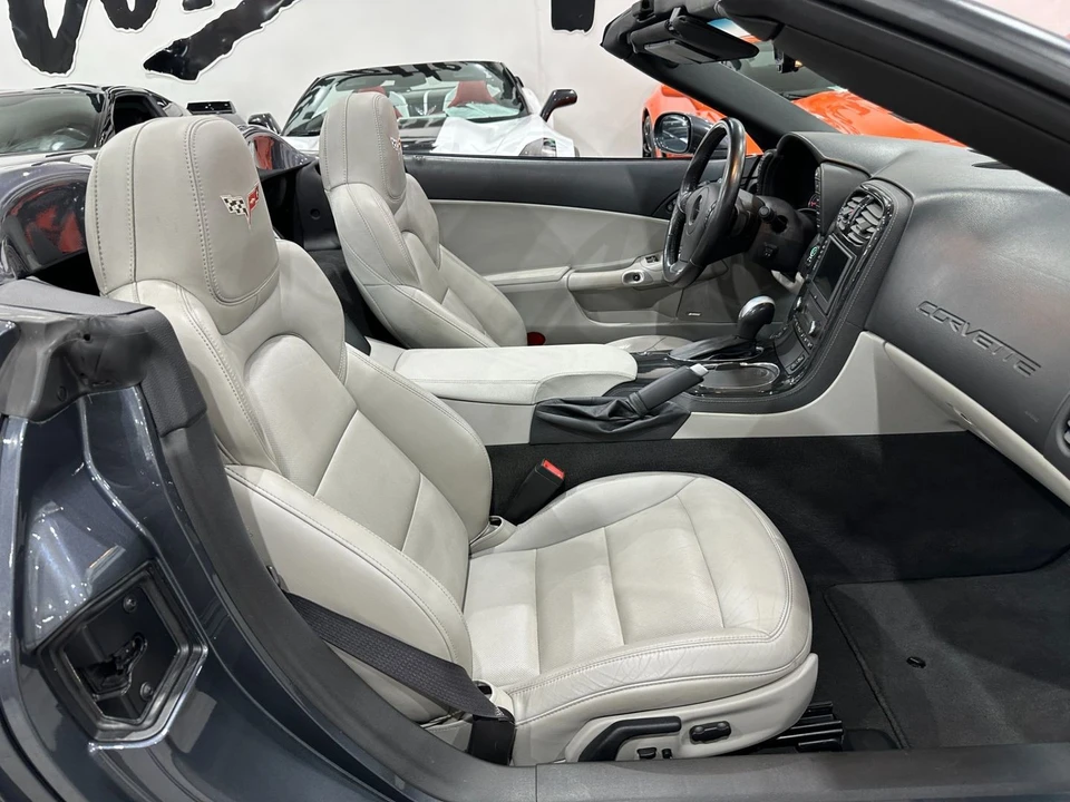 2013 Chevrolet Corvette C6 - Image 19 of 21
