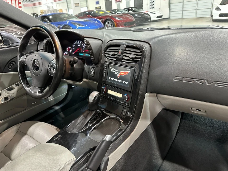 2013 Chevrolet Corvette C6 - Image 15 of 21
