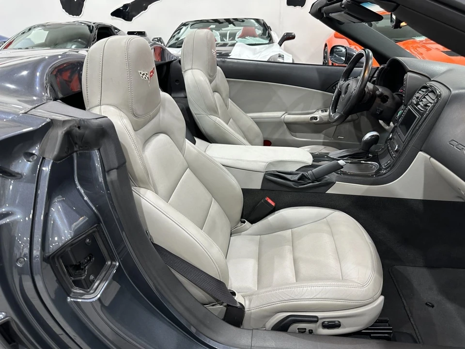 2013 Chevrolet Corvette C6 - Image 14 of 21