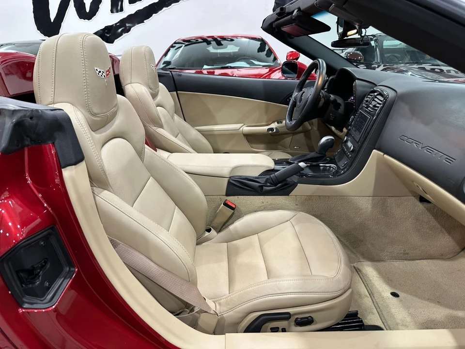 2013 Chevrolet Corvette C6 - Image 15 of 20
