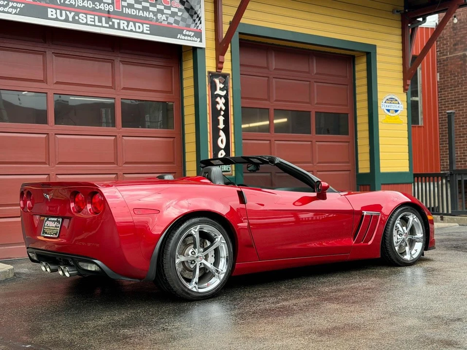2013 Chevrolet Corvette C6 - Image 10 of 21