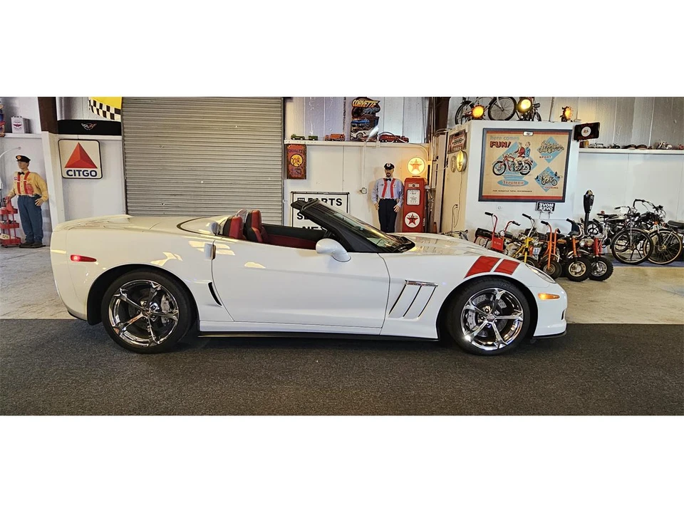 2013 Chevrolet Corvette C6 Grand Sport - Image 2 of 31