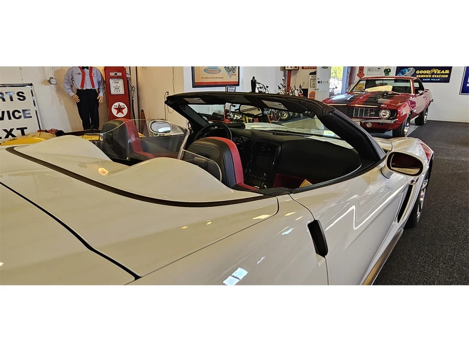 2013 Chevrolet Corvette C6 Grand Sport - Image 13 of 31