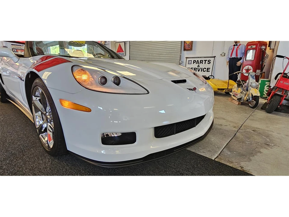 2013 Chevrolet Corvette C6 Grand Sport - Image 21 of 31