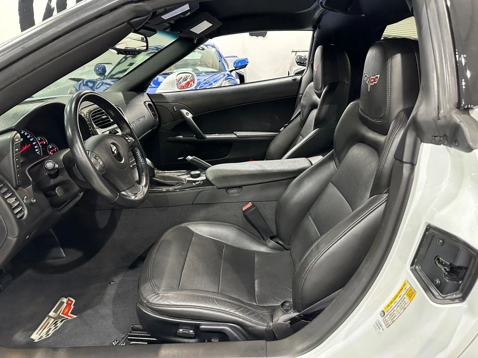 2013 Chevrolet Corvette C6 - Image 15 of 21