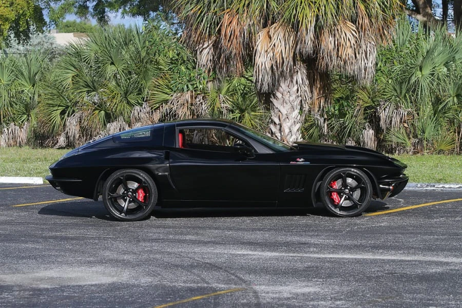 2013 Chevrolet Corvette C6 - Image 2 of 12