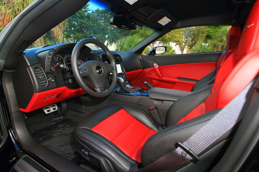2013 Chevrolet Corvette C6 - Image 4 of 12