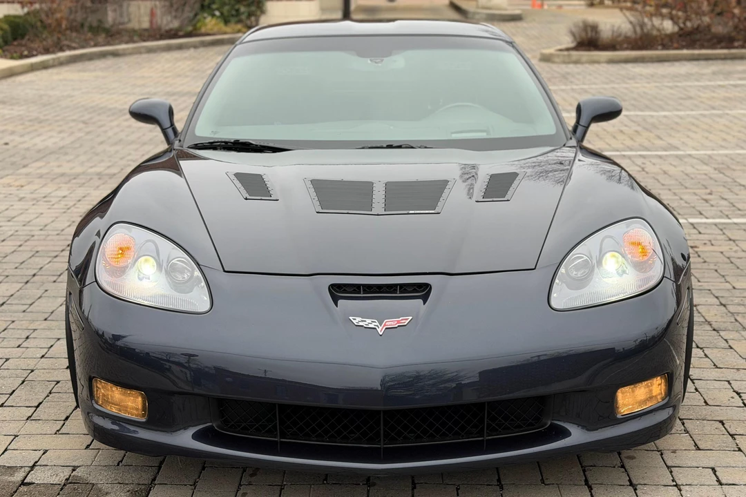 2013 Chevrolet Corvette C6 - Image 2 of 31