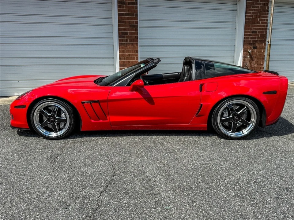 2013 Chevrolet Corvette C6 Grand Sport - Image 25 of 31
