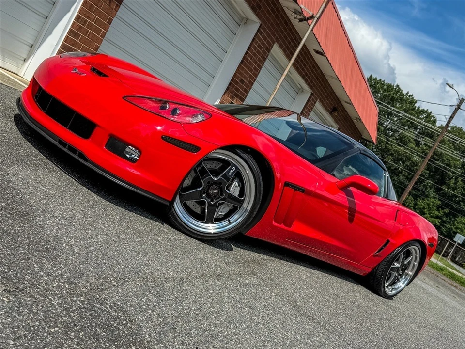 2013 Chevrolet Corvette C6 Grand Sport - Image 3 of 31