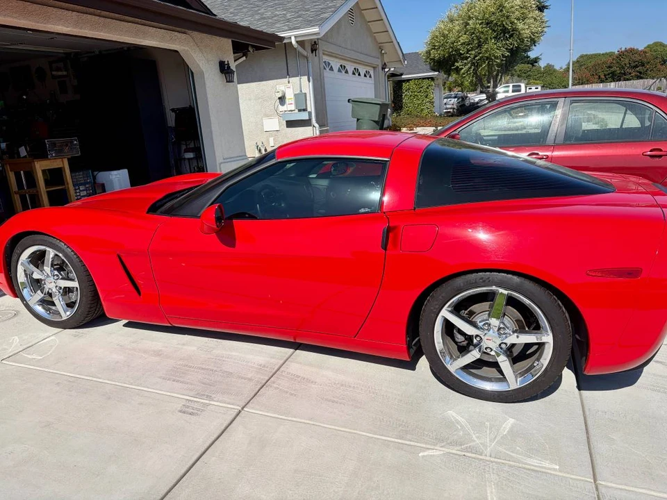 2013 Chevrolet Corvette C6 - Image 10 of 16