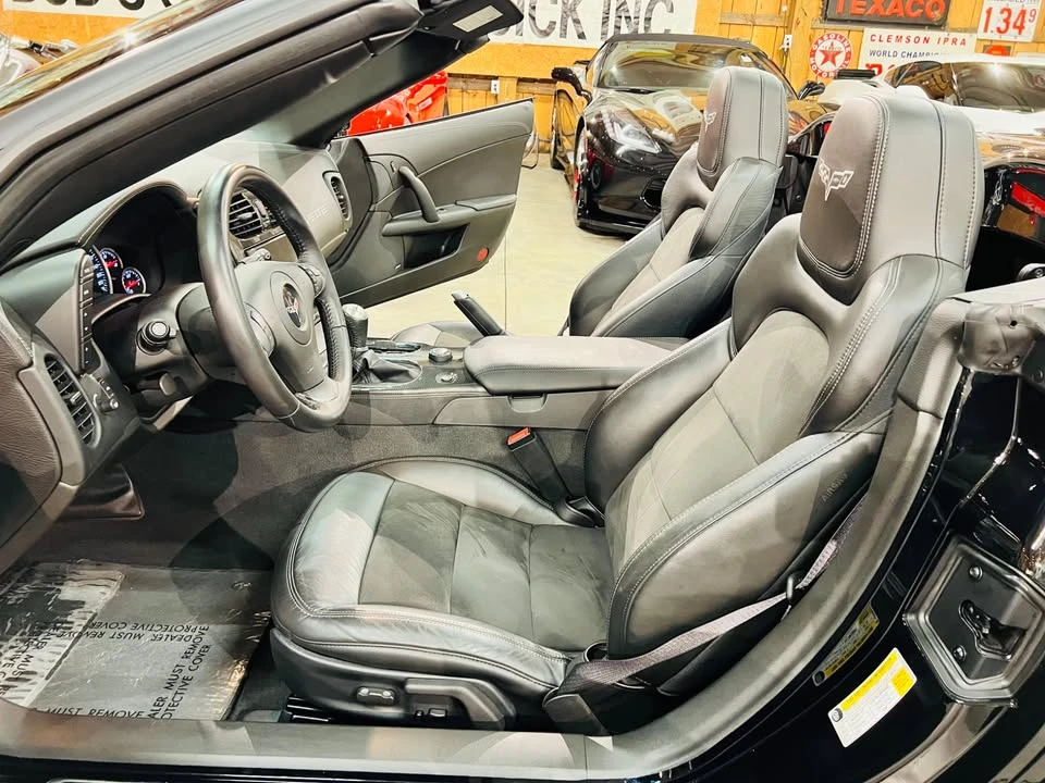 2013 Chevrolet Corvette C6 - Image 18 of 20