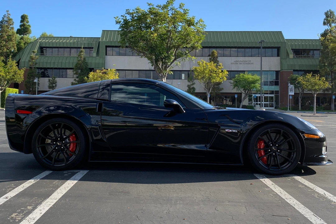 2013 Chevrolet Corvette C6 Z06 - Image 3 of 11
