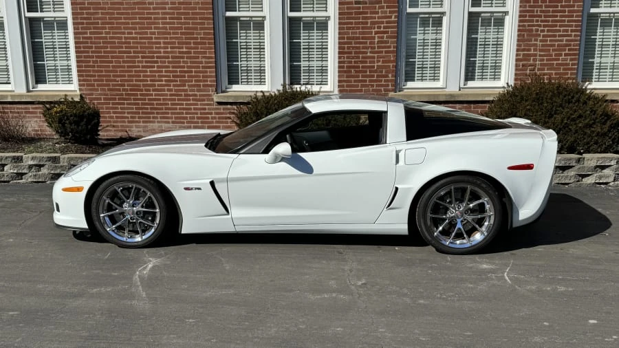 2013 Chevrolet Corvette C6 Z06 - Image 2 of 12