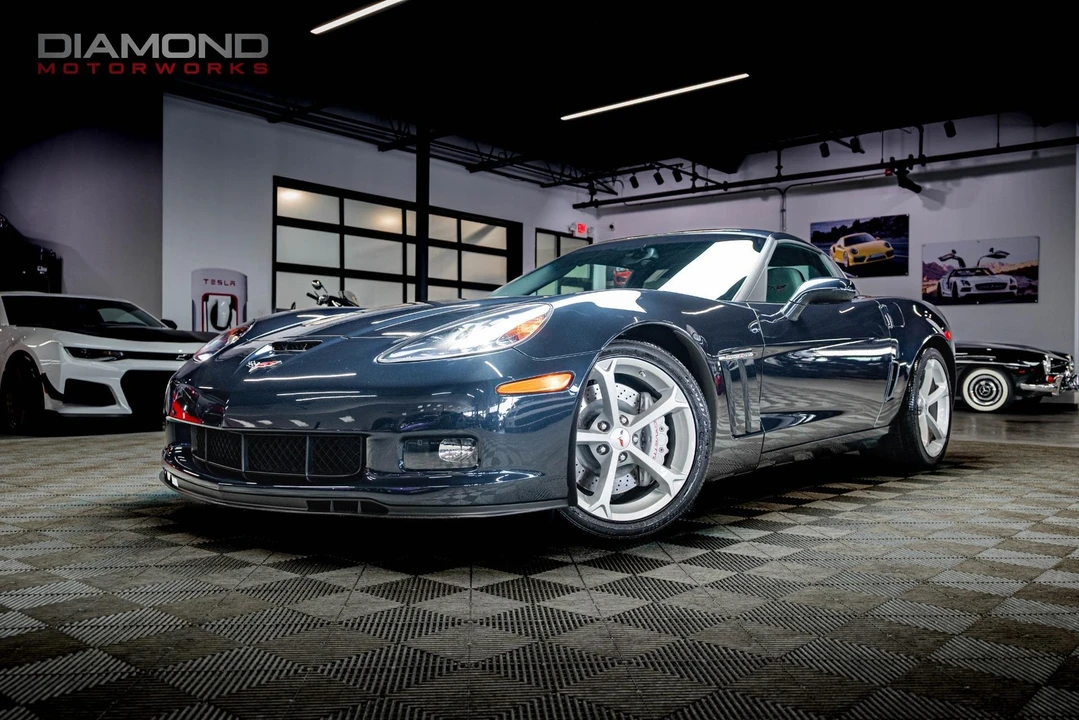 2013 Chevrolet Corvette C6 - Image 2 of 12