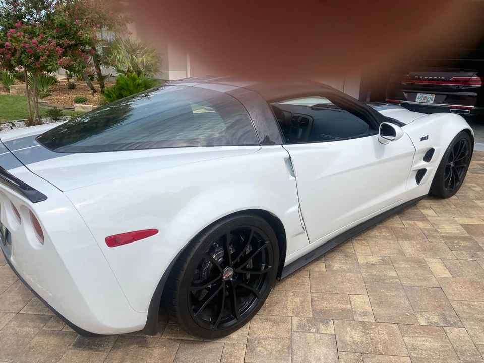 2013 Chevrolet Corvette C6 ZR1 - Image 3 of 15