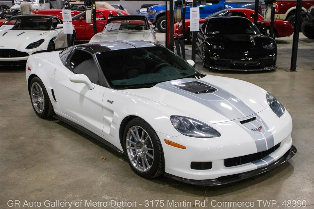 2013 Chevrolet Corvette C6 ZR1 - Image 9 of 12