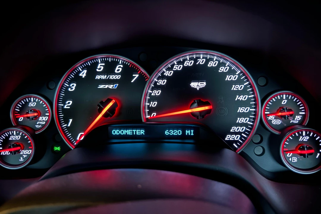 2013 Chevrolet Corvette C6 ZR1 - Image 29 of 31