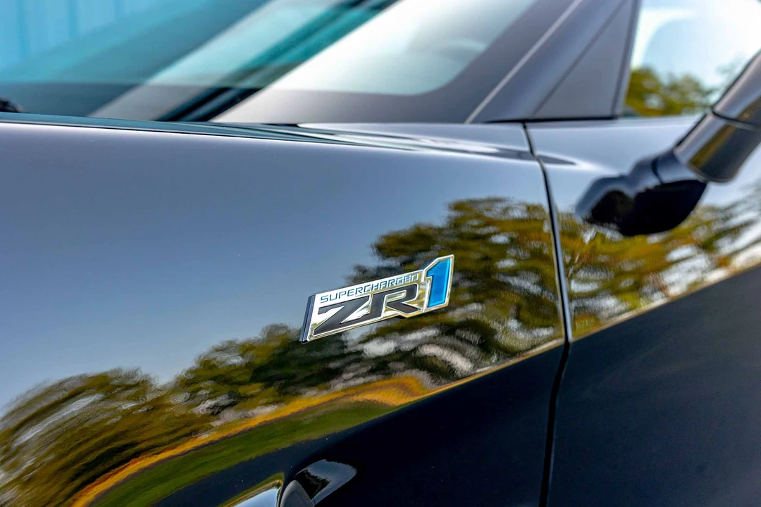 2013 Chevrolet Corvette C6 ZR1 - Image 18 of 31