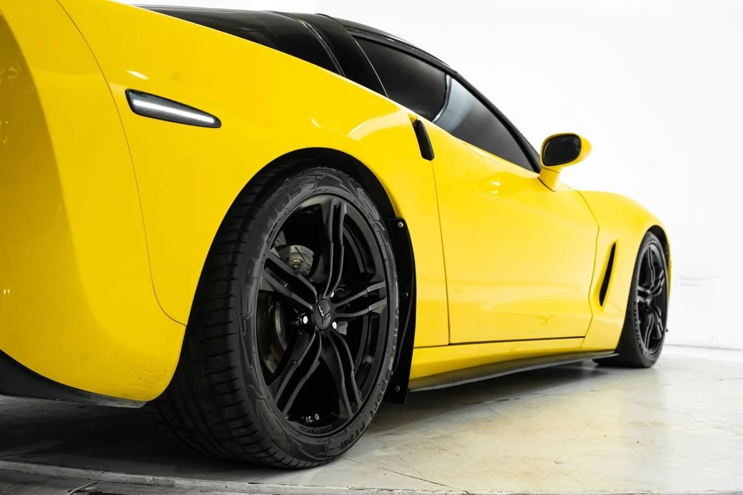 2013 Chevrolet Corvette C6 - Image 15 of 31