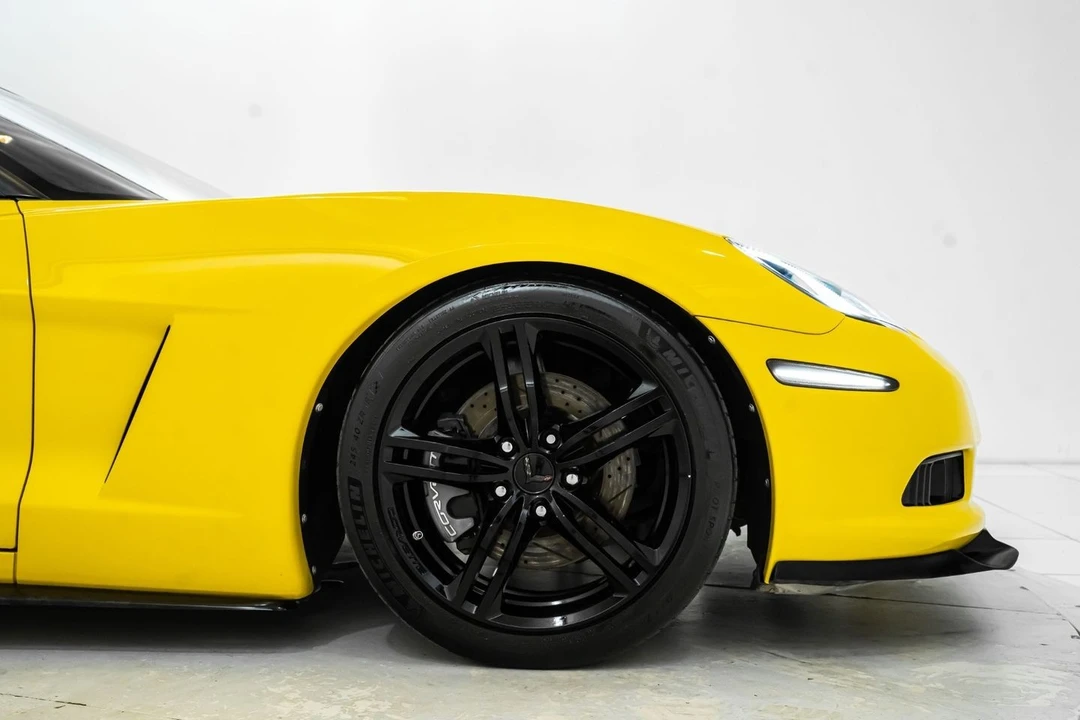 2013 Chevrolet Corvette C6 - Image 16 of 31