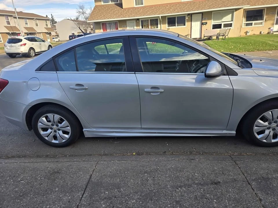 2013 Chevrolet Cruze - Image 14 of 15