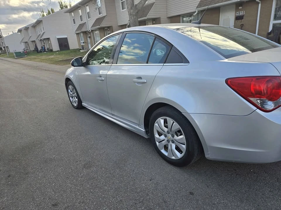 2013 Chevrolet Cruze - Image 4 of 15