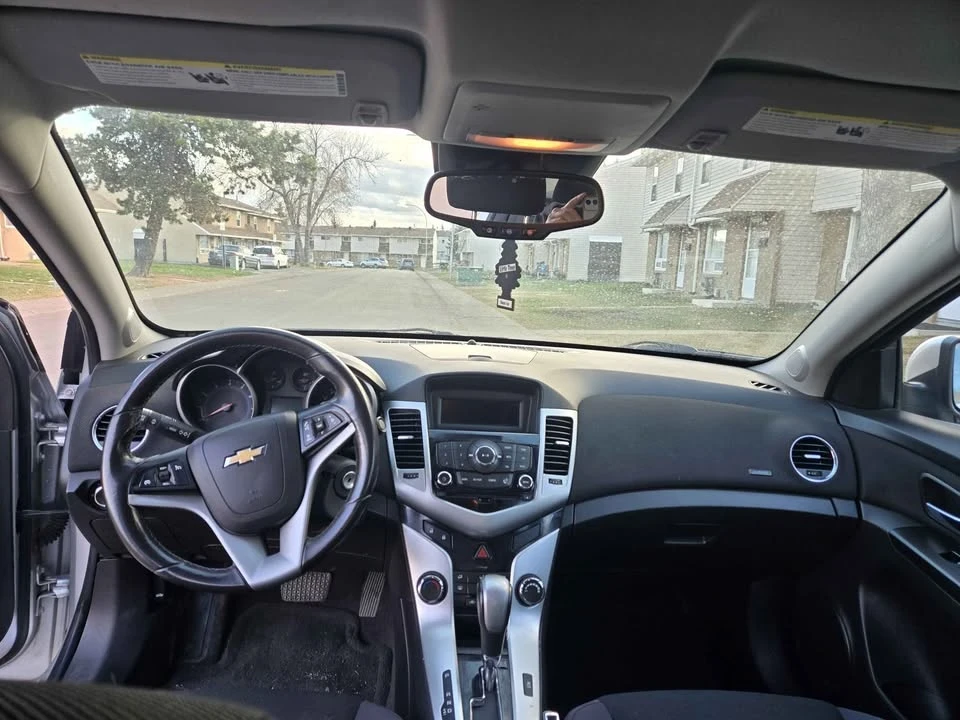 2013 Chevrolet Cruze - Image 8 of 15