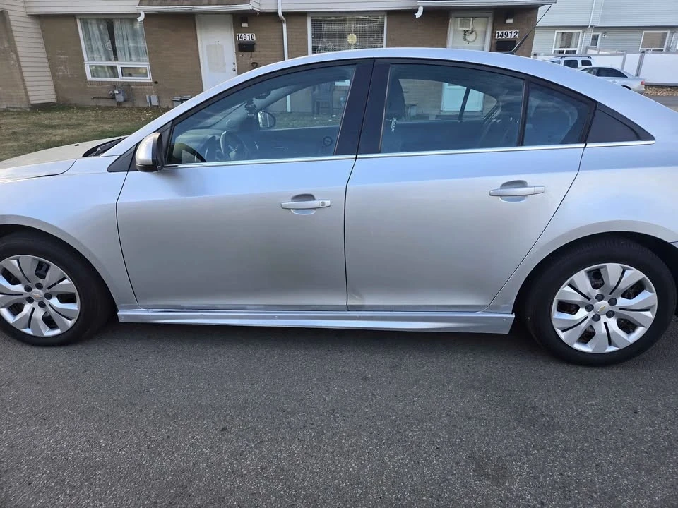 2013 Chevrolet Cruze - Image 5 of 15