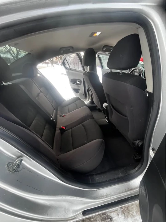 2013 Chevrolet Cruze - Image 13 of 16