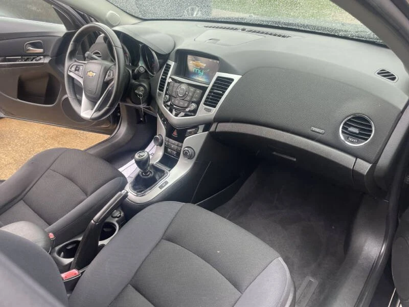 2013 Chevrolet Cruze - Image 14 of 18