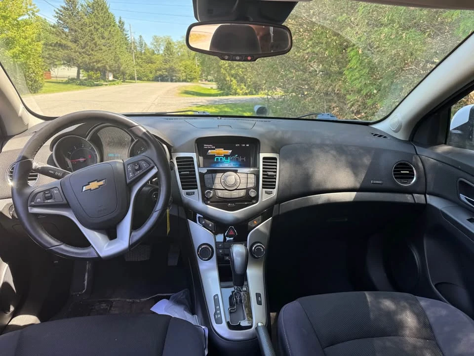 2013 Chevrolet Cruze - Image 12 of 14
