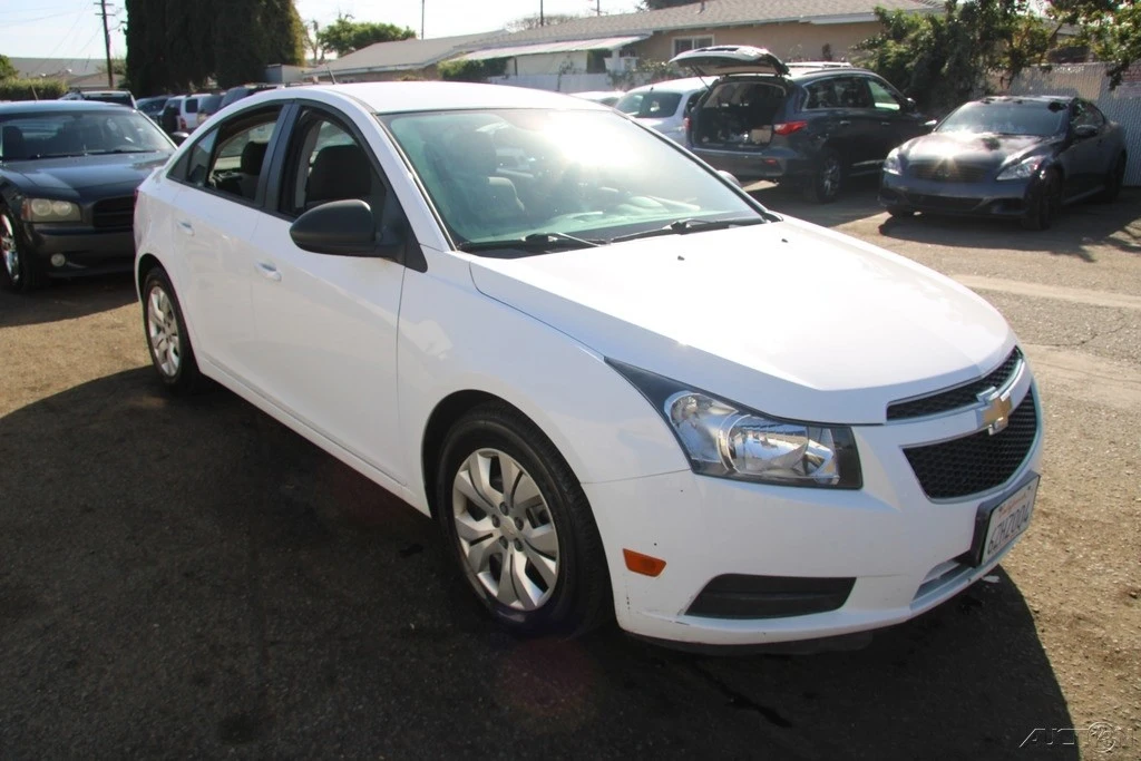 2013 Chevrolet Cruze - Image 8 of 21