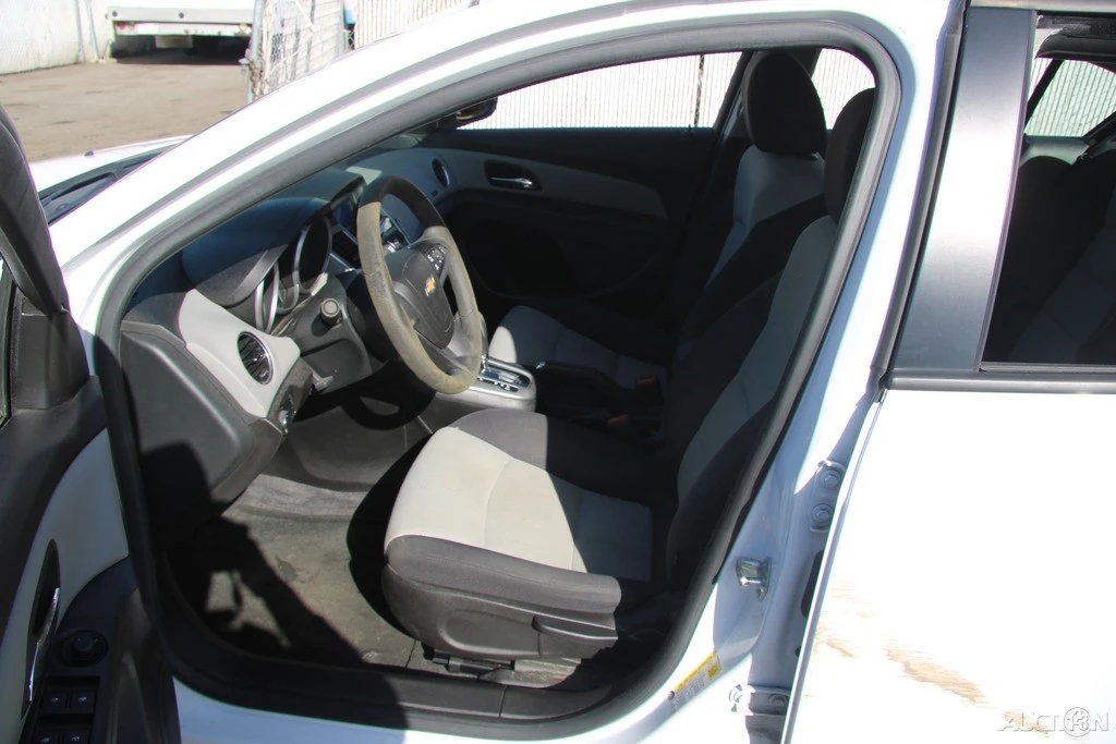 2013 Chevrolet Cruze - Image 12 of 21