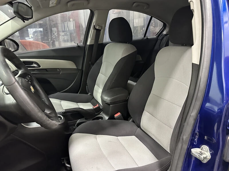 2013 Chevrolet Cruze - Image 11 of 12