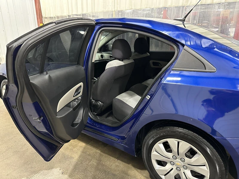 2013 Chevrolet Cruze - Image 12 of 12